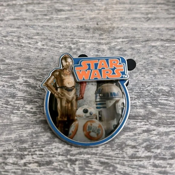 Star Wars Pin Droids C3PO R2D2 BB8 Force Awakens Disney LE Limited Edition - Picture 1 of 5
